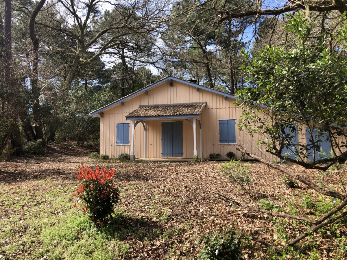 Le repère de la maison aux volets bleus